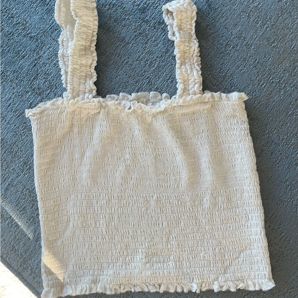 White top - Picture 2 of 3